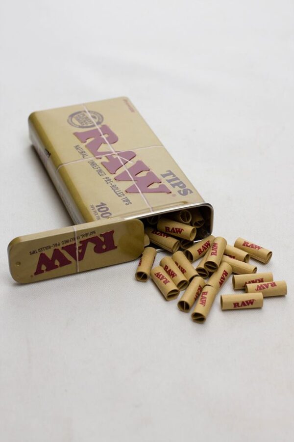Raw Rolling paper pre-rolled filter tips 100 in a tin case_1